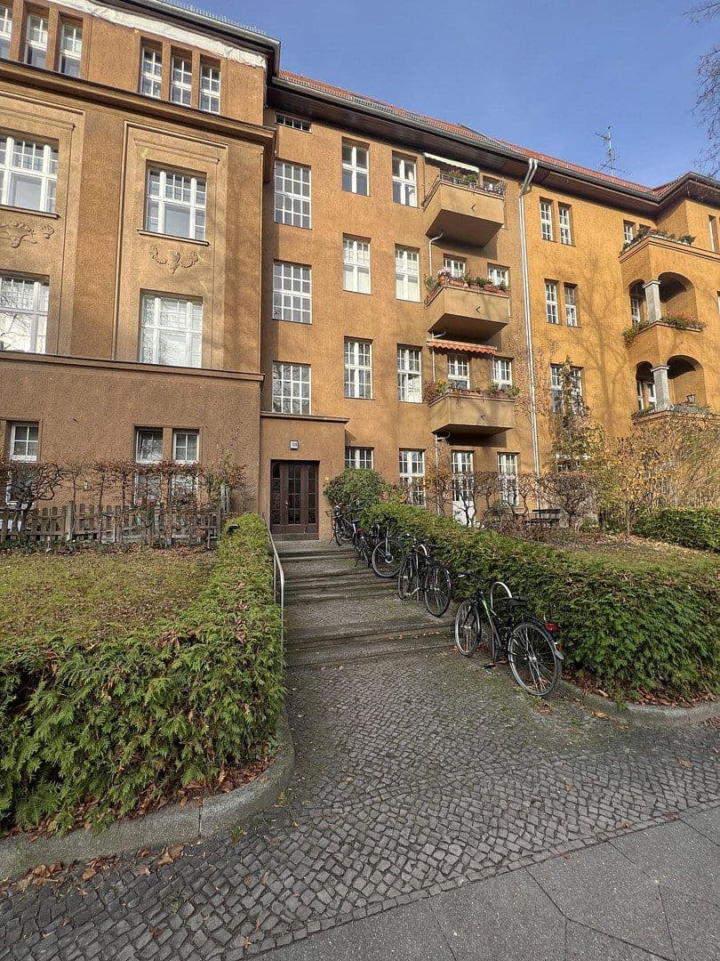 Predaj bytu 4-izbový 112 m², Berlin, Berlín Predaj bytu 4-izbový 112 m², Berlin, Berlín