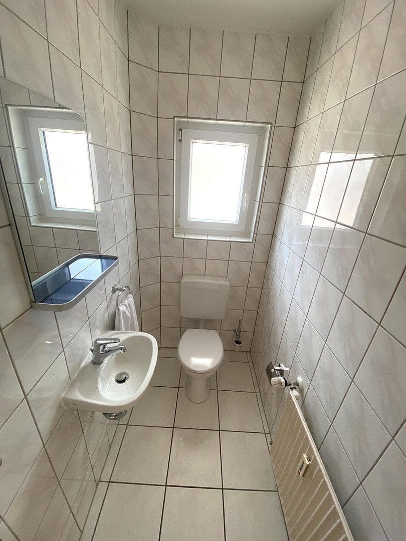 Prenájom domu 170 m², pozemok 265 m², Neidenstein, Bádensko-Wurttembersko Prenájom domu 170 m², pozemok 265 m², Neidenstein, Bádensko-Wurttembersko