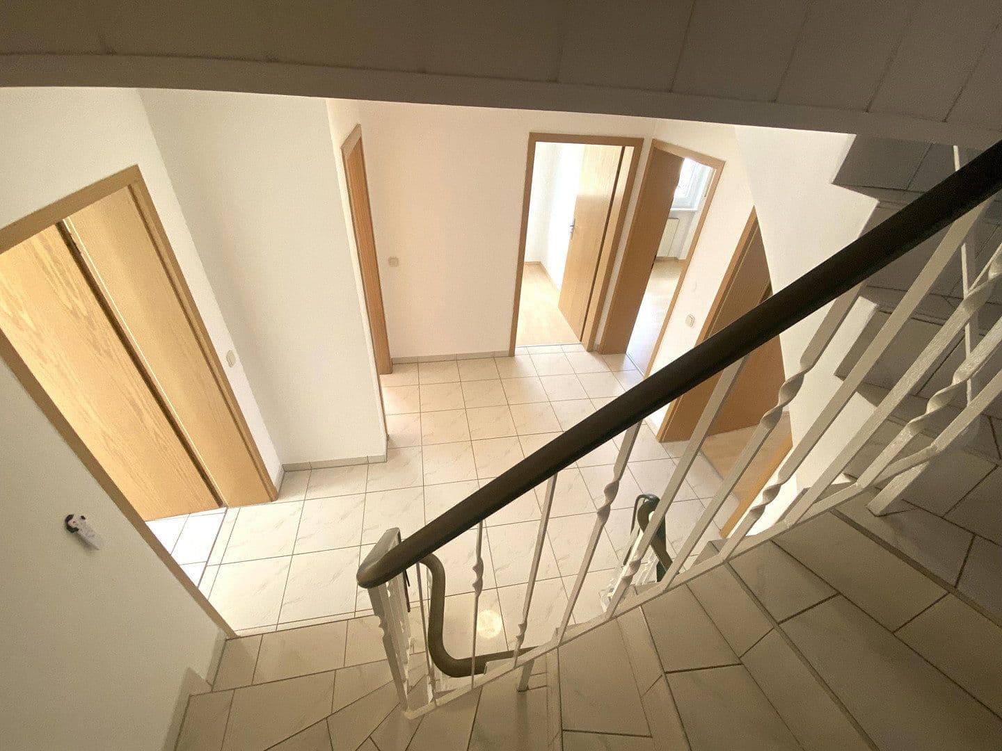 Prenájom domu 170 m², pozemok 265 m², Neidenstein, Bádensko-Wurttembersko Prenájom domu 170 m², pozemok 265 m², Neidenstein, Bádensko-Wurttembersko