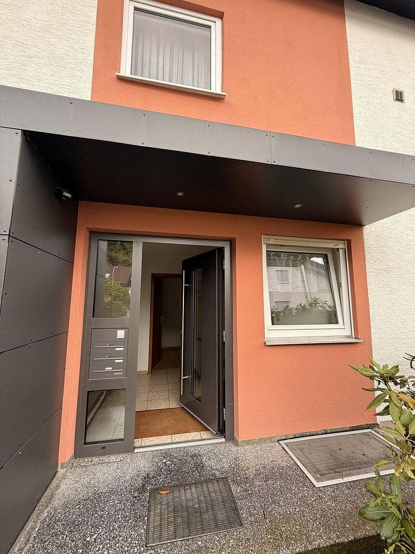 Predaj domu 140 m², pozemok 420 m², Lörrach, Bádensko-Wurttembersko Predaj domu 140 m², pozemok 420 m², Lörrach, Bádensko-Wurttembersko