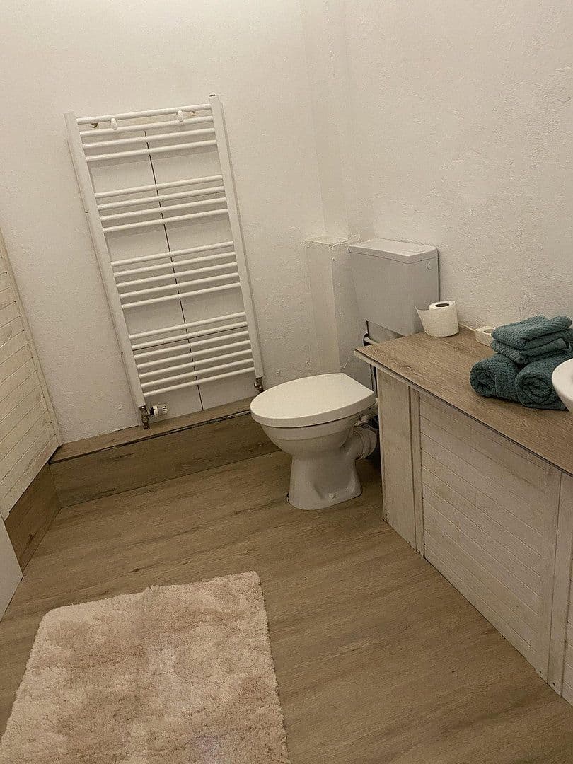Prenájom bytu 2-izbový 116 m², Osnabrück, Dolné Sasko Prenájom bytu 2-izbový 116 m², Osnabrück, Dolné Sasko