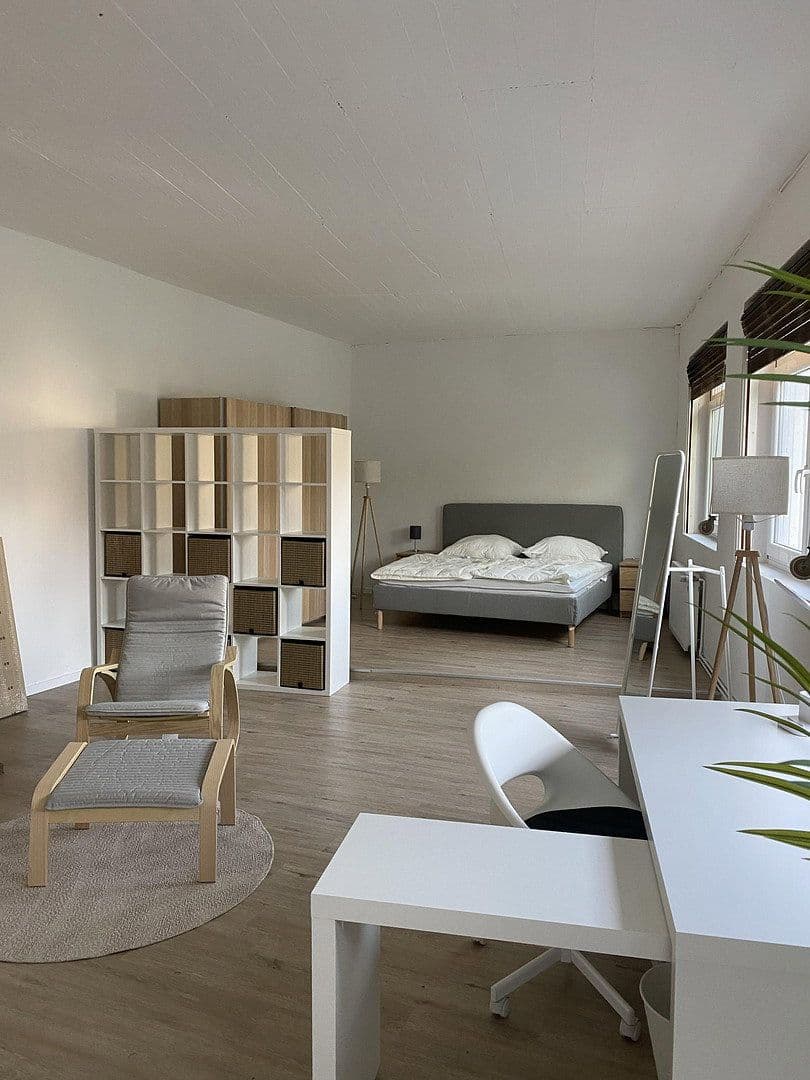 Prenájom bytu 2-izbový 116 m², Osnabrück, Dolné Sasko Prenájom bytu 2-izbový 116 m², Osnabrück, Dolné Sasko
