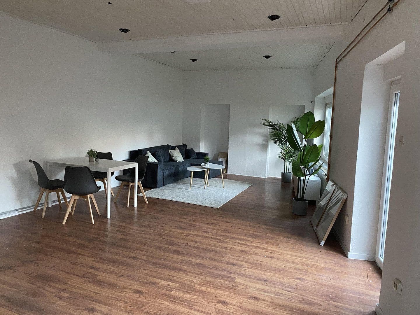 Prenájom bytu 2-izbový 116 m², Osnabrück, Dolné Sasko Prenájom bytu 2-izbový 116 m², Osnabrück, Dolné Sasko