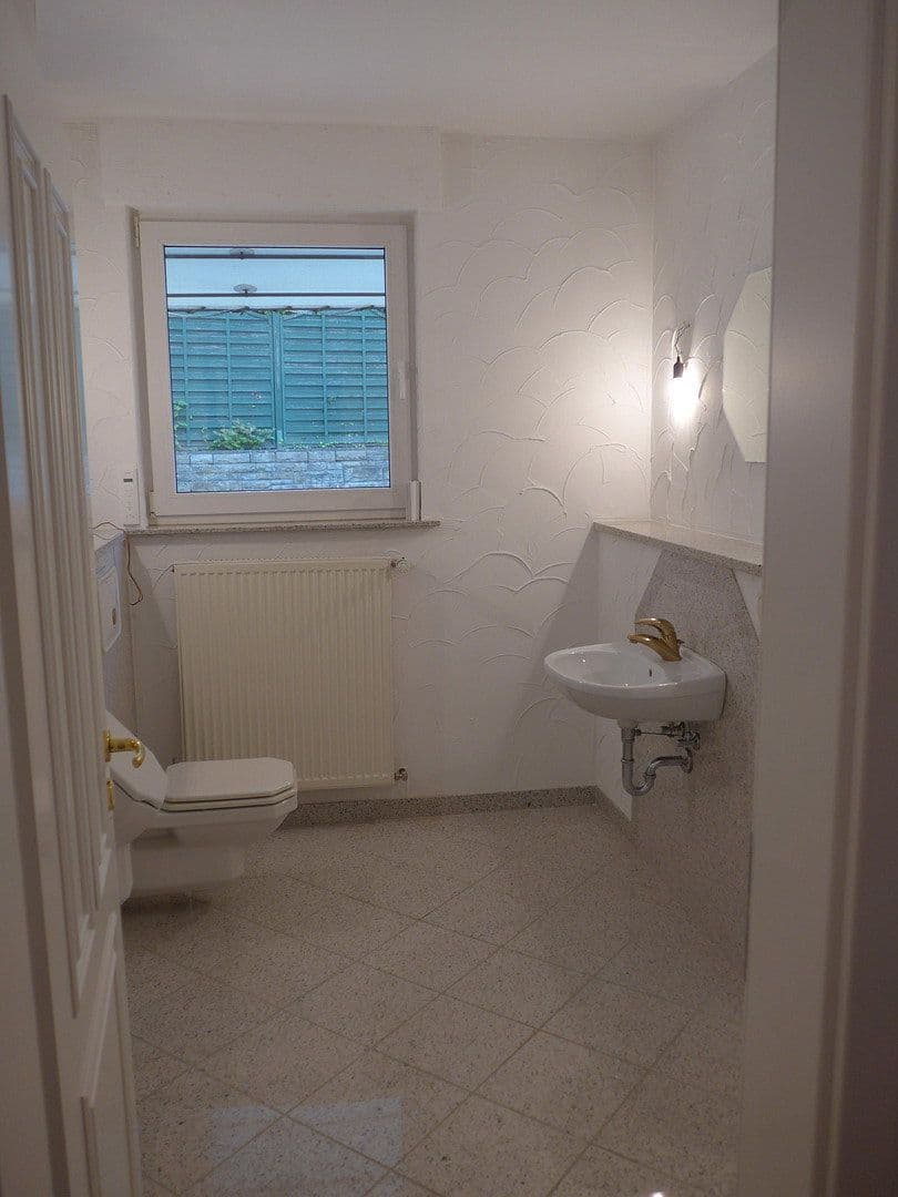 Prenájom domu 250 m², pozemok 1.390 m², Witten, Severné Porýnie - Westfálsko Prenájom domu 250 m², pozemok 1.390 m², Witten, Severné Porýnie - Westfálsko
