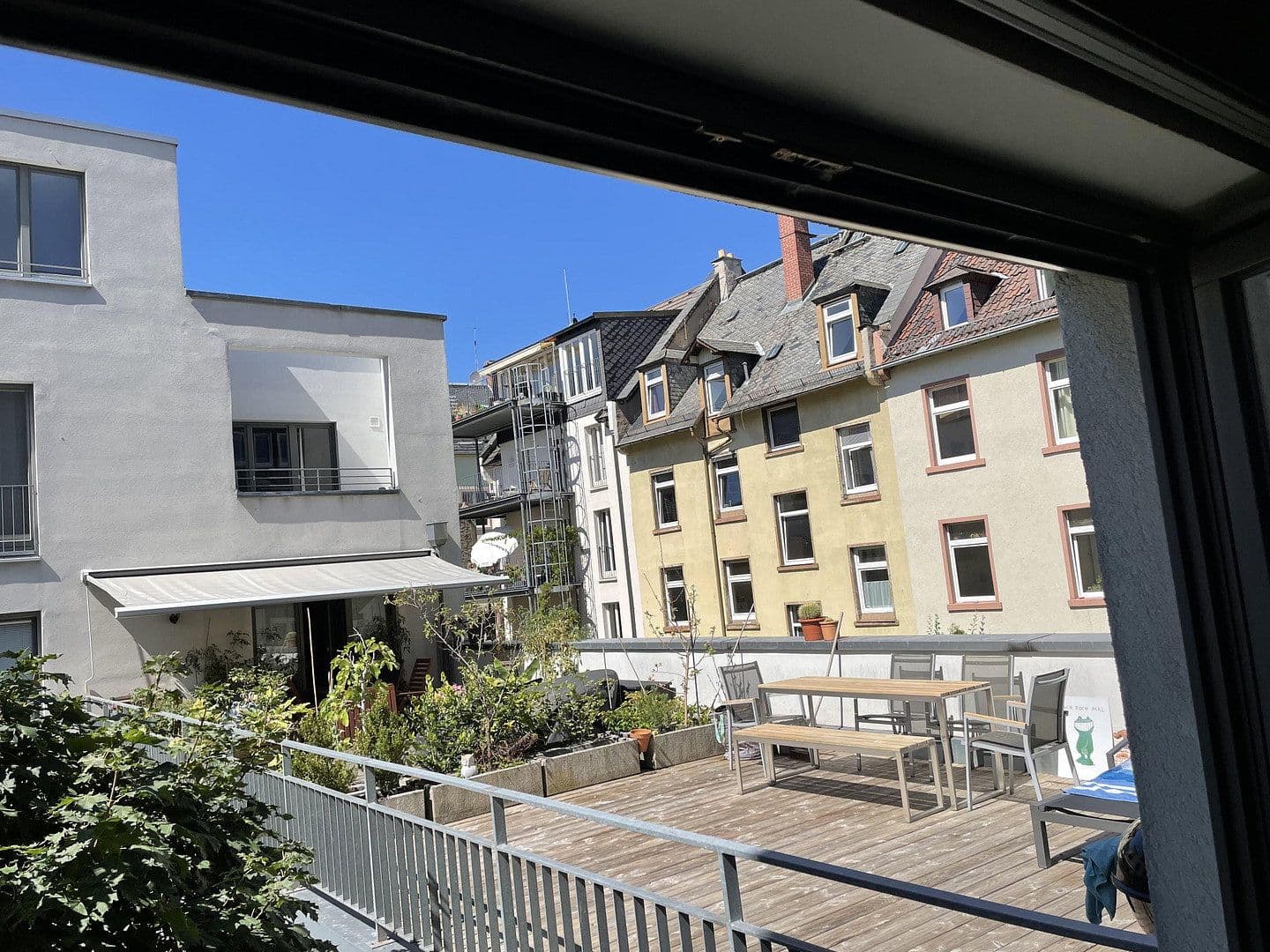 Predaj bytu 2-izbový 92 m², Frankfurt, Hesensko Predaj bytu 2-izbový 92 m², Frankfurt, Hesensko