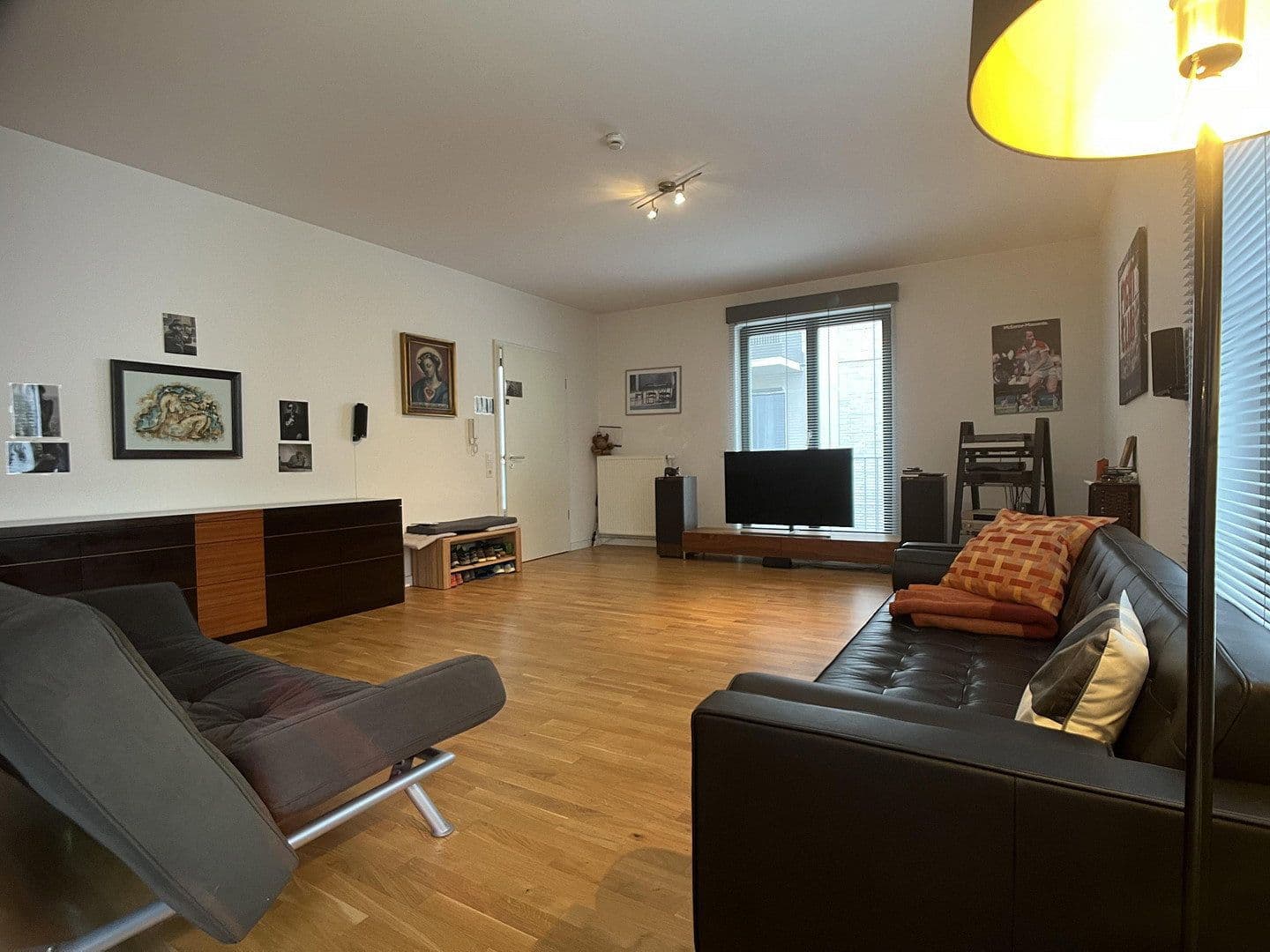 Predaj bytu 2-izbový 92 m², Frankfurt, Hesensko Predaj bytu 2-izbový 92 m², Frankfurt, Hesensko