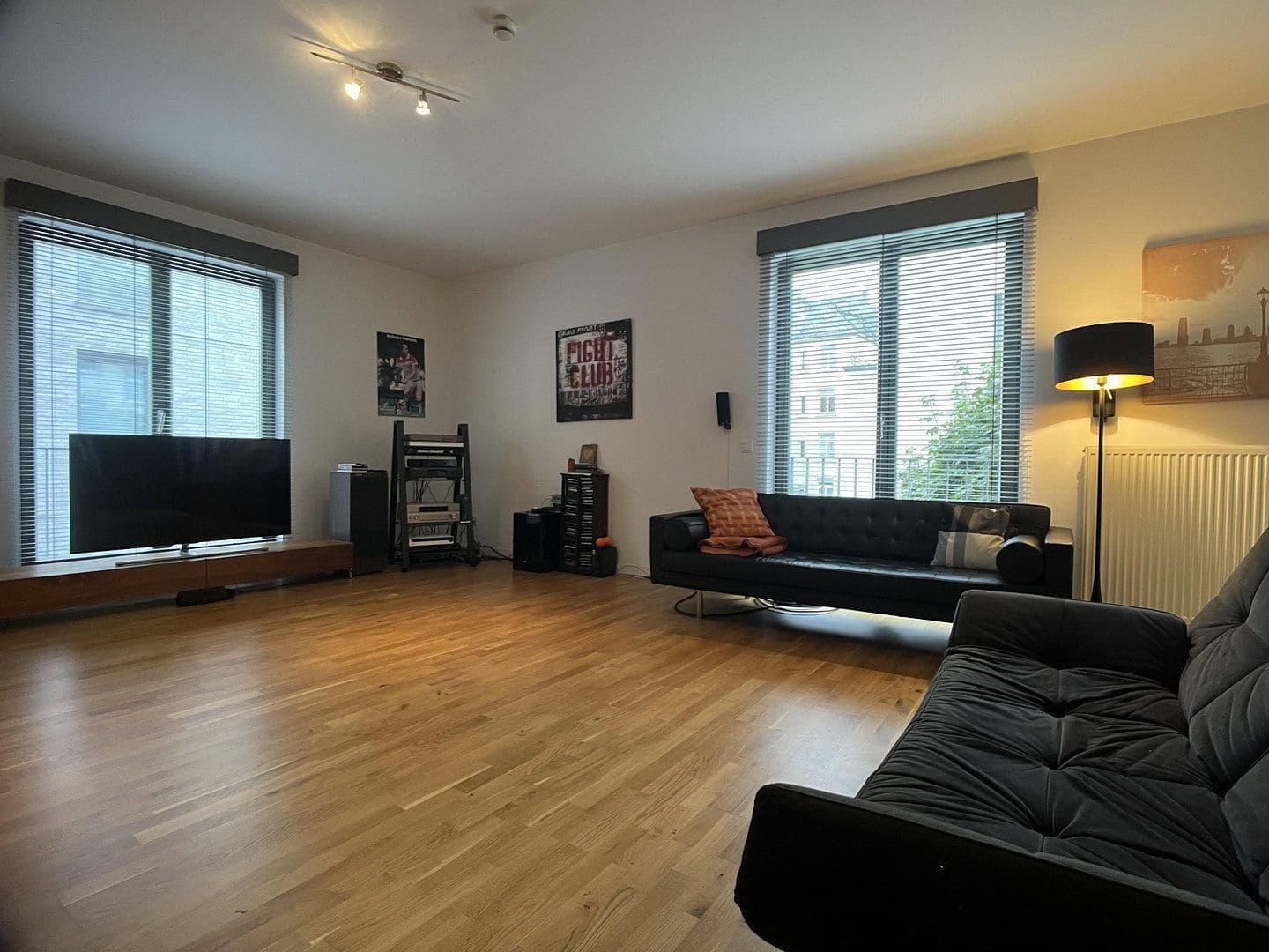 Predaj bytu 2-izbový 92 m², Frankfurt, Hesensko Predaj bytu 2-izbový 92 m², Frankfurt, Hesensko