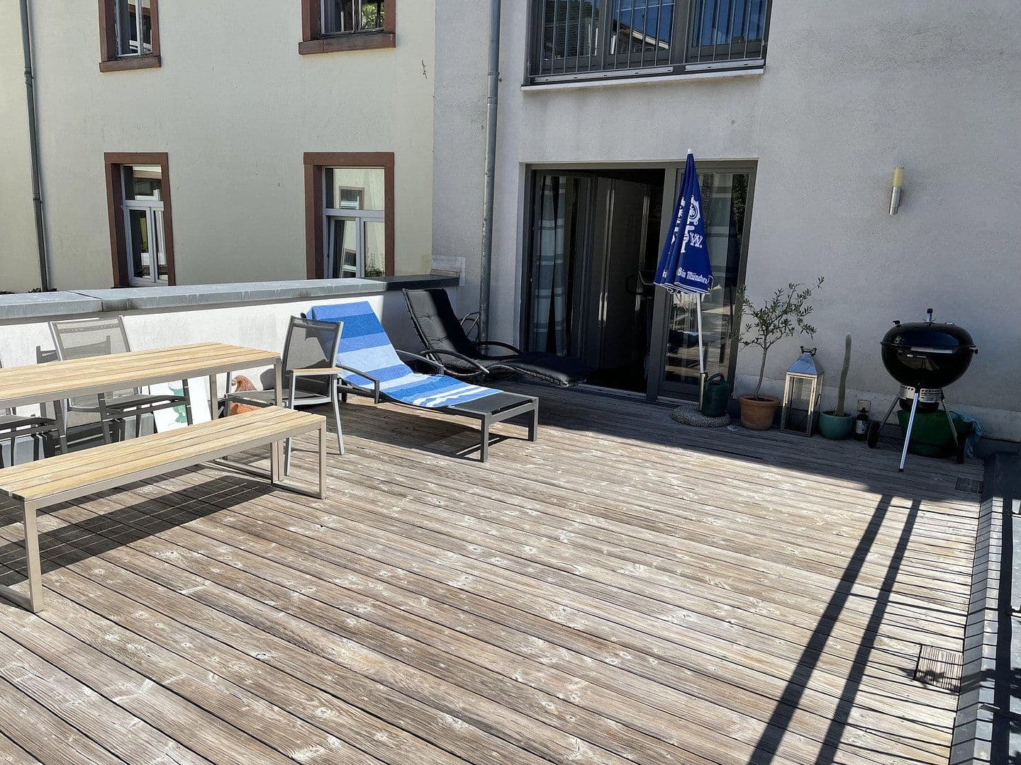 Predaj bytu 2-izbový 92 m², Frankfurt, Hesensko Predaj bytu 2-izbový 92 m², Frankfurt, Hesensko