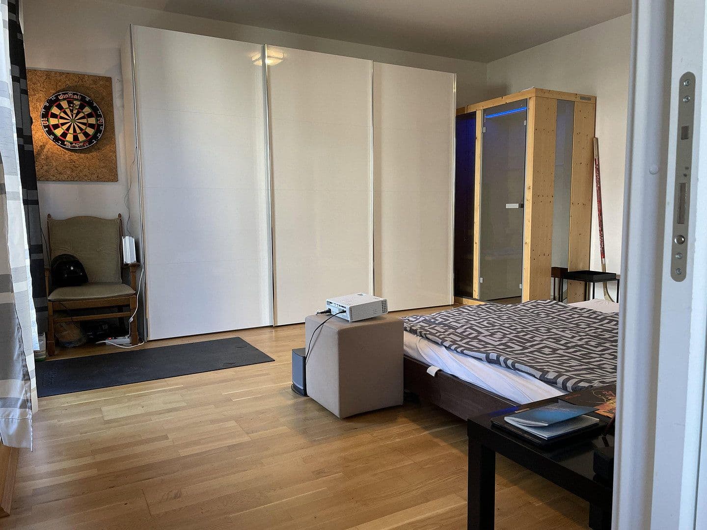 Predaj bytu 2-izbový 92 m², Frankfurt, Hesensko Predaj bytu 2-izbový 92 m², Frankfurt, Hesensko