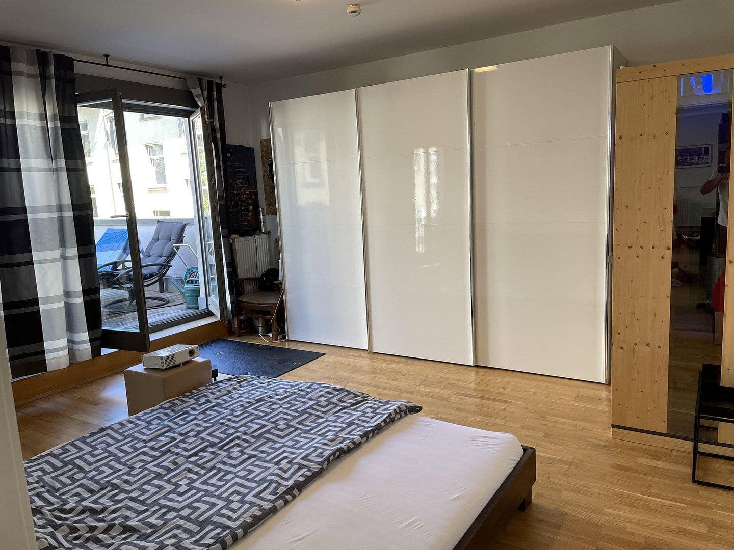 Predaj bytu 2-izbový 92 m², Frankfurt, Hesensko Predaj bytu 2-izbový 92 m², Frankfurt, Hesensko