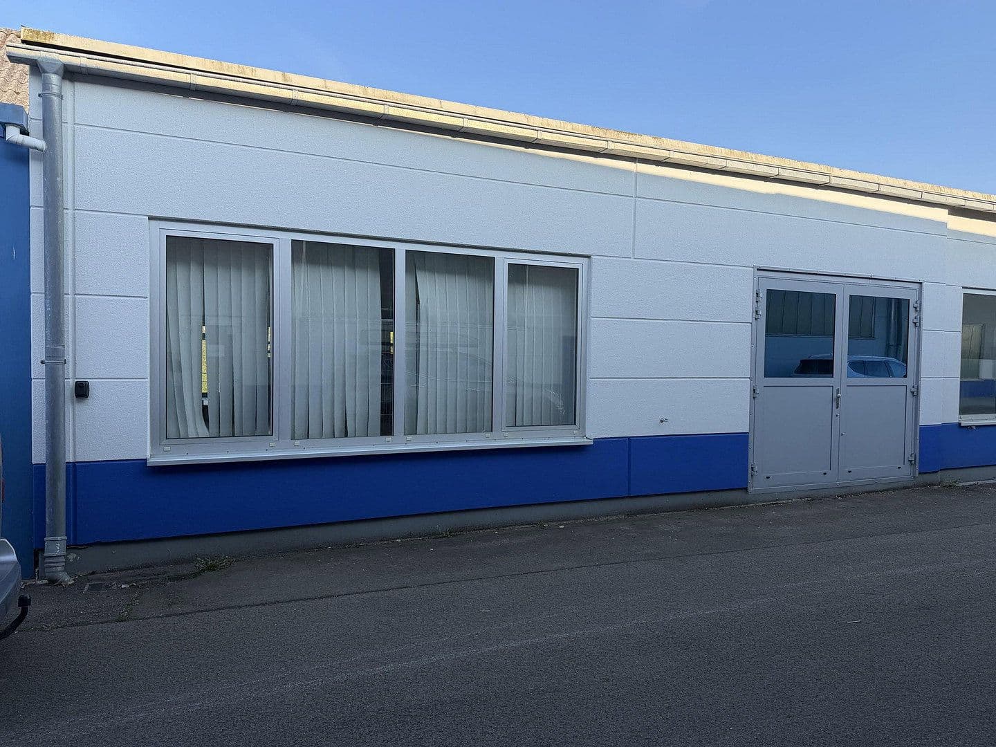 Prenájom nebytového priestoru 720 m², Industriegebiet 14, Gersheim, Sársko Prenájom nebytového priestoru 720 m², Industriegebiet 14, Gersheim, Sársko