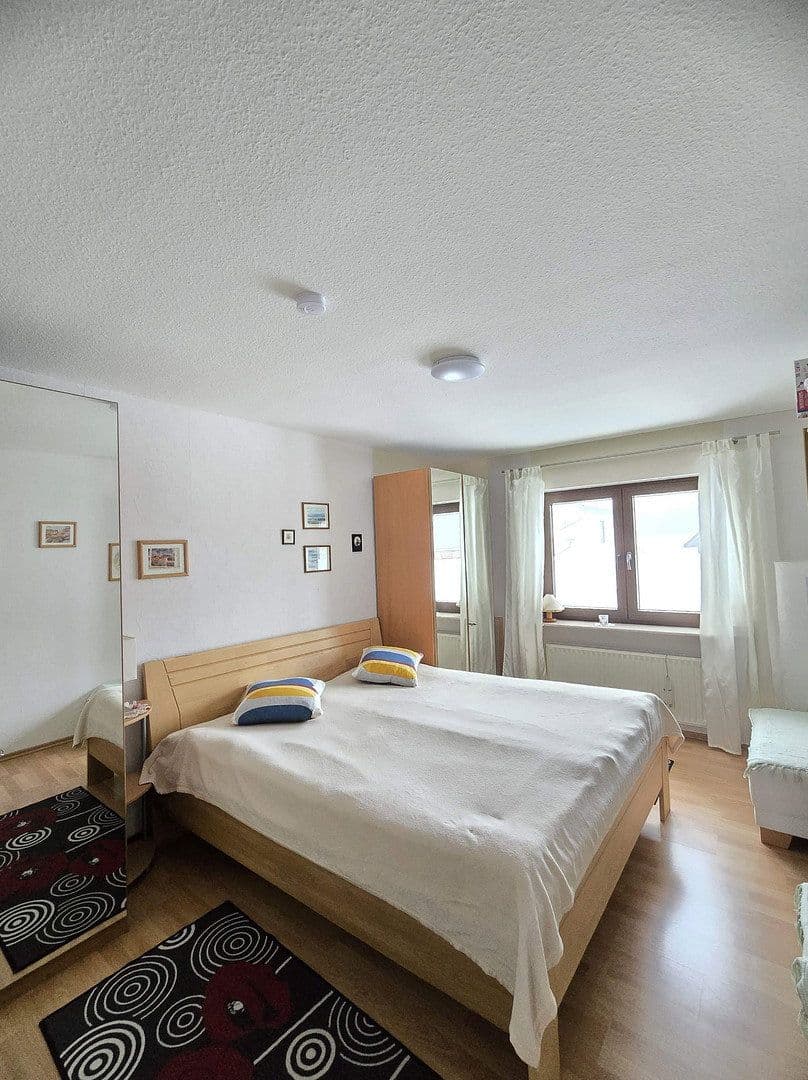 Predaj domu 311 m², pozemok 1.432 m², Mastershausen, Porýnie-Falcko Predaj domu 311 m², pozemok 1.432 m², Mastershausen, Porýnie-Falcko