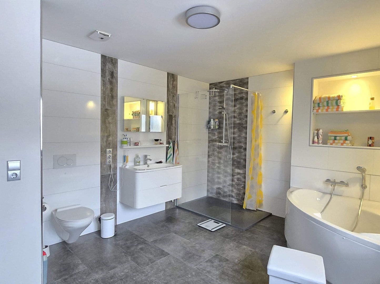 Predaj domu 311 m², pozemok 1.432 m², Mastershausen, Porýnie-Falcko Predaj domu 311 m², pozemok 1.432 m², Mastershausen, Porýnie-Falcko