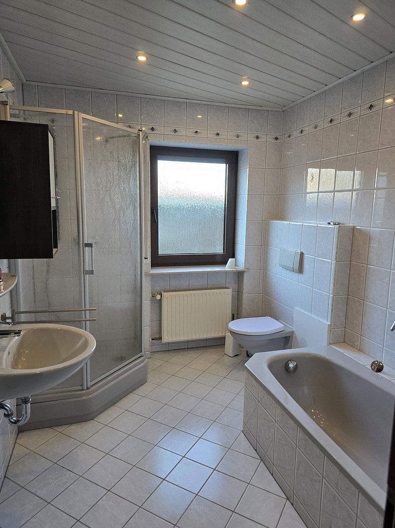 Predaj domu 311 m², pozemok 1.432 m², Mastershausen, Porýnie-Falcko Predaj domu 311 m², pozemok 1.432 m², Mastershausen, Porýnie-Falcko