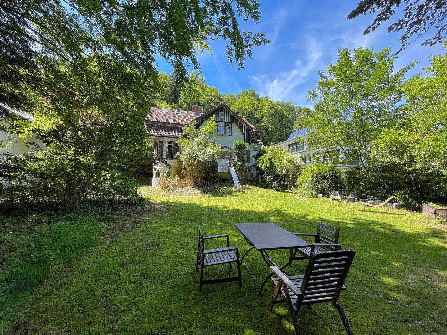 Predaj domu 190 m², pozemok 1.070 m², Riedenerweg, Starnberg, Bavorsko Predaj domu 190 m², pozemok 1.070 m², Riedenerweg, Starnberg, Bavorsko