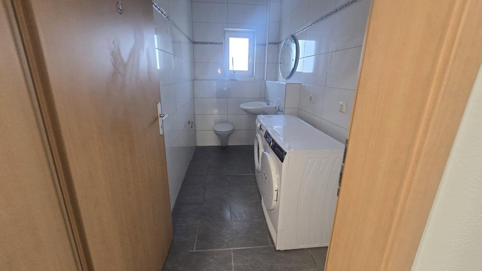 Prenájom domu 300 m², pozemok 800 m², Hohenfels, Bavorsko Prenájom domu 300 m², pozemok 800 m², Hohenfels, Bavorsko