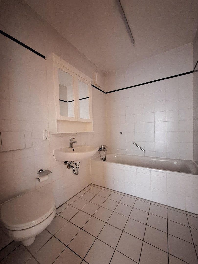 Prenájom bytu 2-izbový 71 m², Am Klemmberg 9, Weißenfels, Sasko-Anhaltsko Prenájom bytu 2-izbový 71 m², Am Klemmberg 9, Weißenfels, Sasko-Anhaltsko
