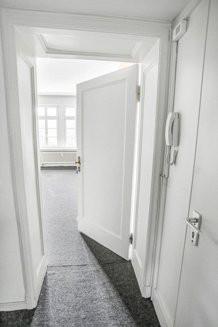 Prenájom kancelárie 44 m², Robert-Heuser-Str. 15, Köln, Severné Porýnie - Westfálsko Prenájom kancelárie 44 m², Robert-Heuser-Str. 15, Köln, Severné Porýnie - Westfálsko