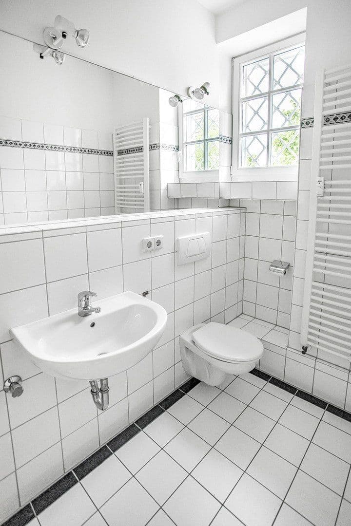 Prenájom kancelárie 44 m², Robert-Heuser-Str. 15, Köln, Severné Porýnie - Westfálsko Prenájom kancelárie 44 m², Robert-Heuser-Str. 15, Köln, Severné Porýnie - Westfálsko