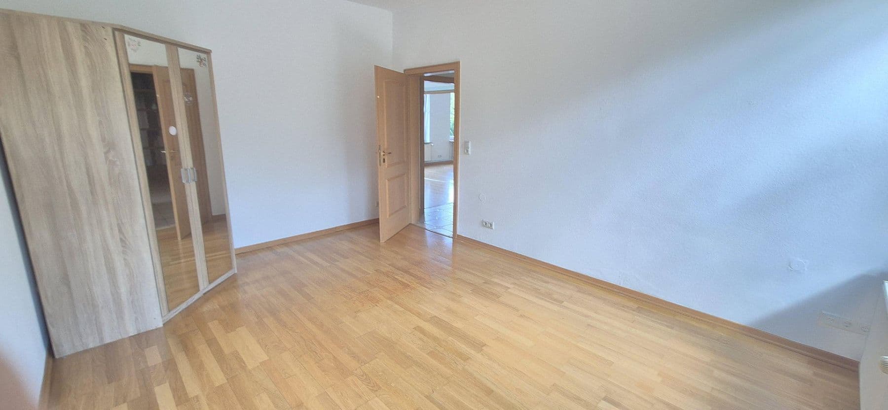 Prenájom bytu 3-izbový 120 m², Schleswig, Šlezvicko-Holštajnsko Prenájom bytu 3-izbový 120 m², Schleswig, Šlezvicko-Holštajnsko