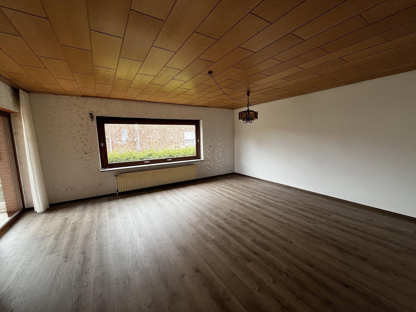 Prenájom bytu 3-izbový 90 m², Calberlah, Dolné Sasko Prenájom bytu 3-izbový 90 m², Calberlah, Dolné Sasko