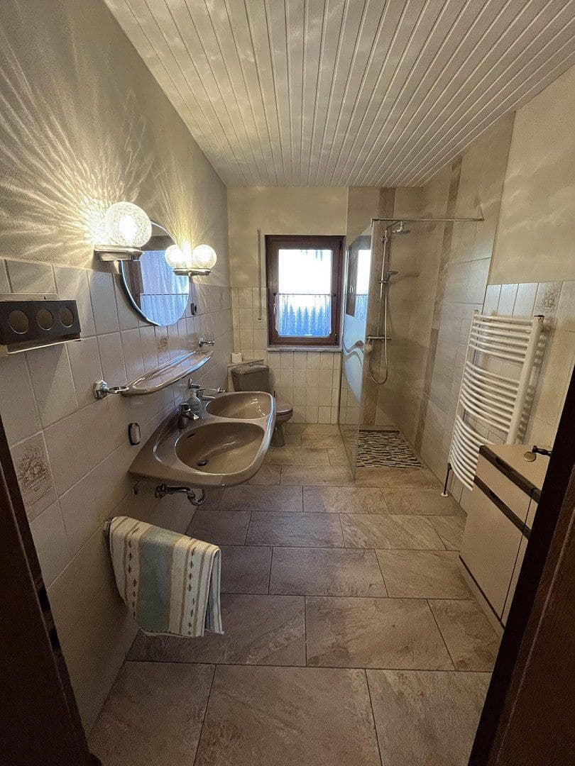 Prenájom bytu 3-izbový 90 m², Calberlah, Dolné Sasko Prenájom bytu 3-izbový 90 m², Calberlah, Dolné Sasko