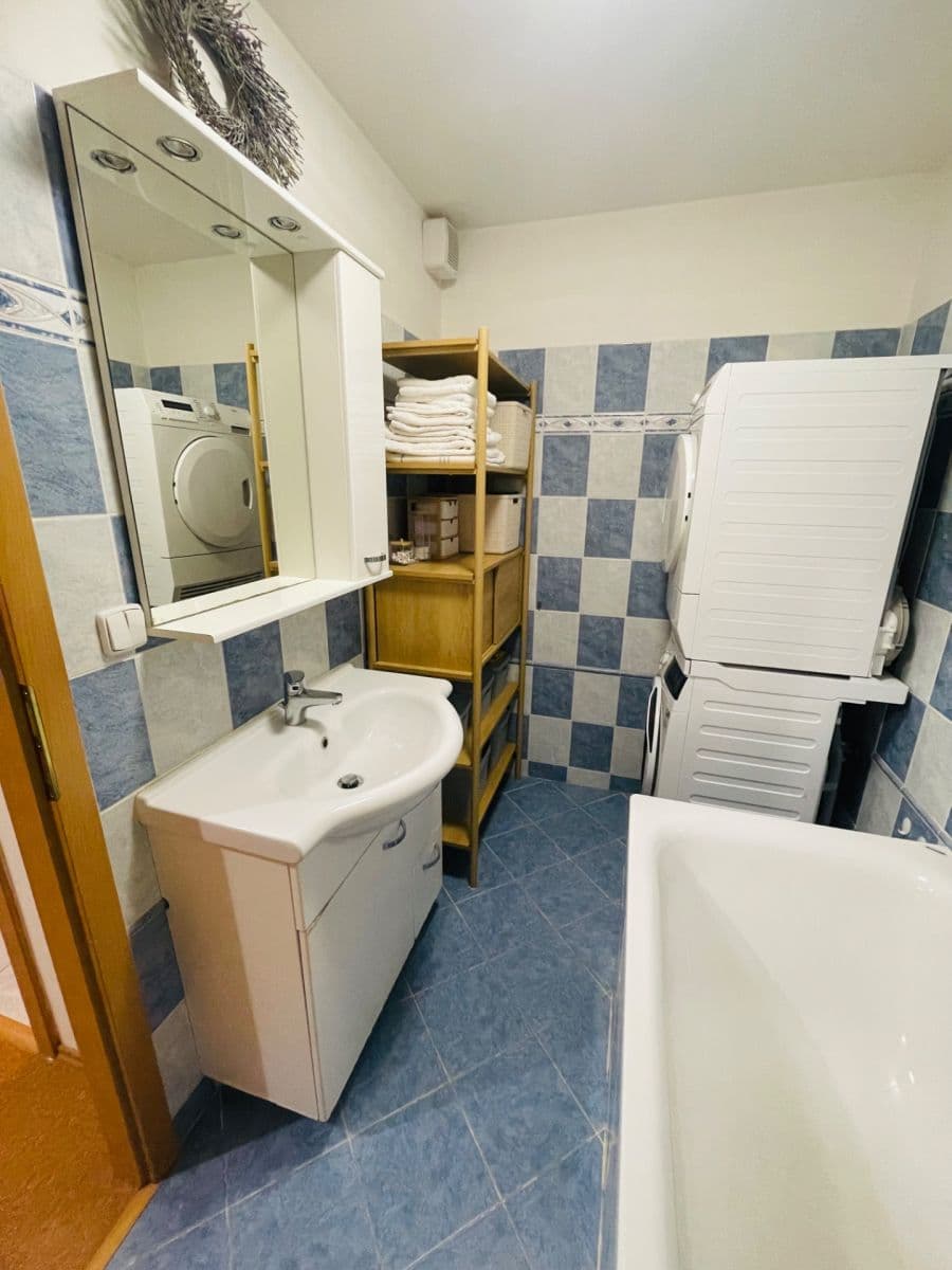 Predaj bytu 2-izbový 60 m², Nad Jihlávkou, Jihlava, Kraj Vysočina Predaj bytu 2-izbový 60 m², Nad Jihlávkou, Jihlava, Kraj Vysočina
