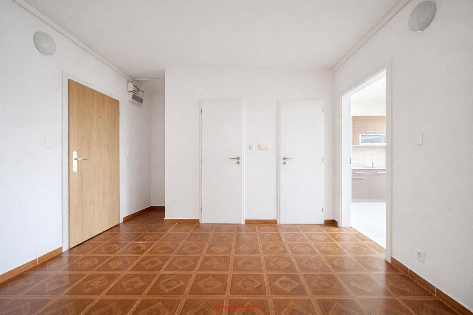 Prenájom bytu 3-izbový 67 m², Okružní, Český Těšín, Moravskoslezský kraj Prenájom bytu 3-izbový 67 m², Okružní, Český Těšín, Moravskoslezský kraj