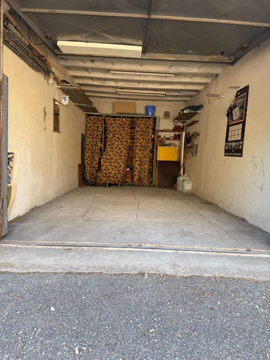Prenájom garáže 18 m², Brno, Jihomoravský kraj Prenájom garáže 18 m², Brno, Jihomoravský kraj