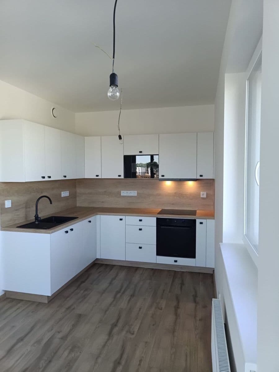 Prenájom bytu 2-izbový 48 m², Arnošta Staňka, Praha, Praha Prenájom bytu 2-izbový 48 m², Arnošta Staňka, Praha, Praha