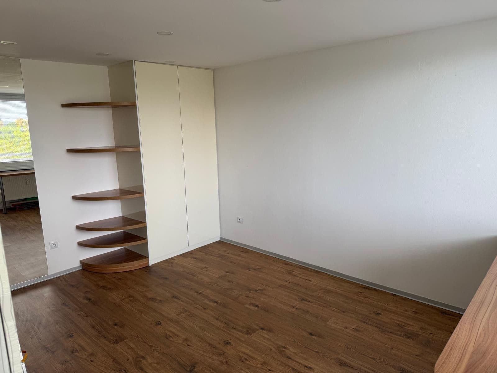 Prenájom bytu 1-izbový 36 m², Bělehradská, Pardubice, Pardubický kraj Prenájom bytu 1-izbový 36 m², Bělehradská, Pardubice, Pardubický kraj