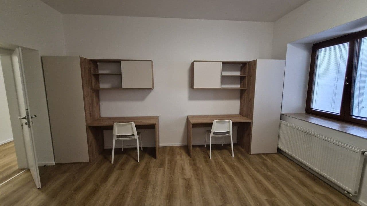 Prenájom bytu 6-izbový 138 m², Pekařská, Brno, Jihomoravský kraj Prenájom bytu 6-izbový 138 m², Pekařská, Brno, Jihomoravský kraj