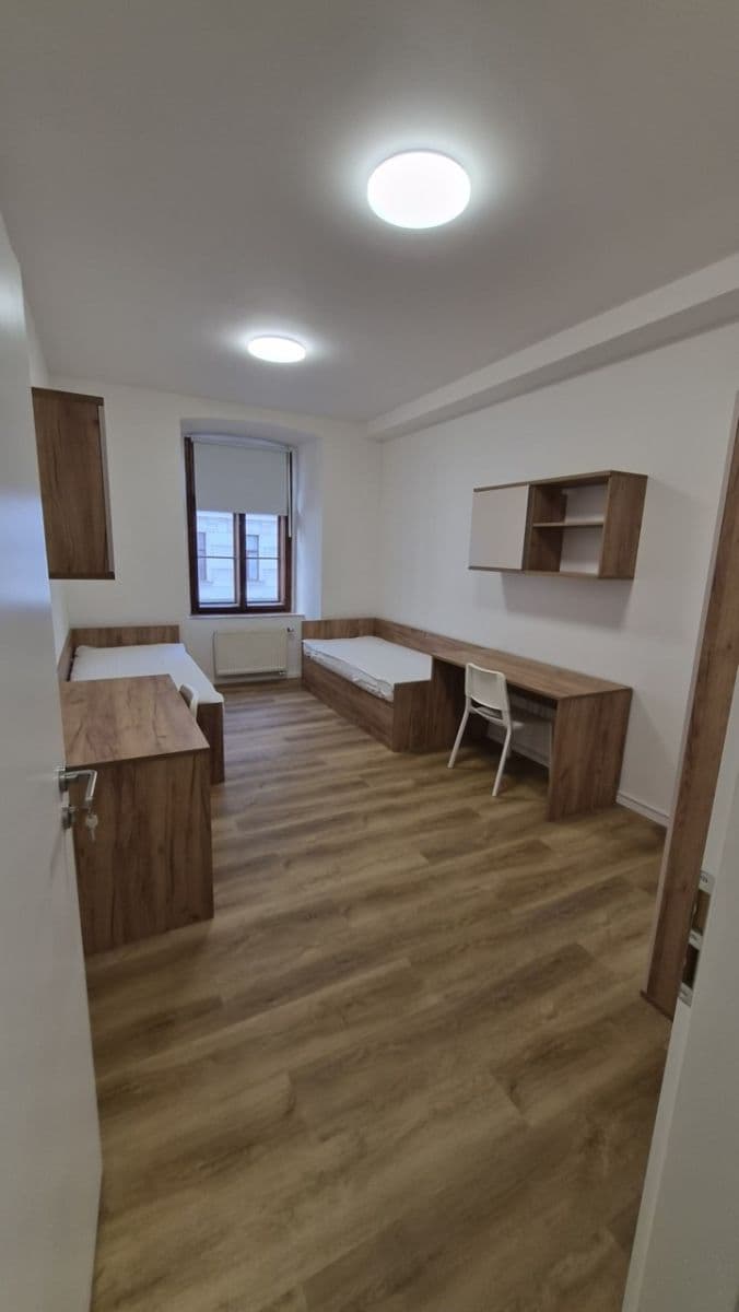 Prenájom bytu 6-izbový 138 m², Pekařská, Brno, Jihomoravský kraj Prenájom bytu 6-izbový 138 m², Pekařská, Brno, Jihomoravský kraj