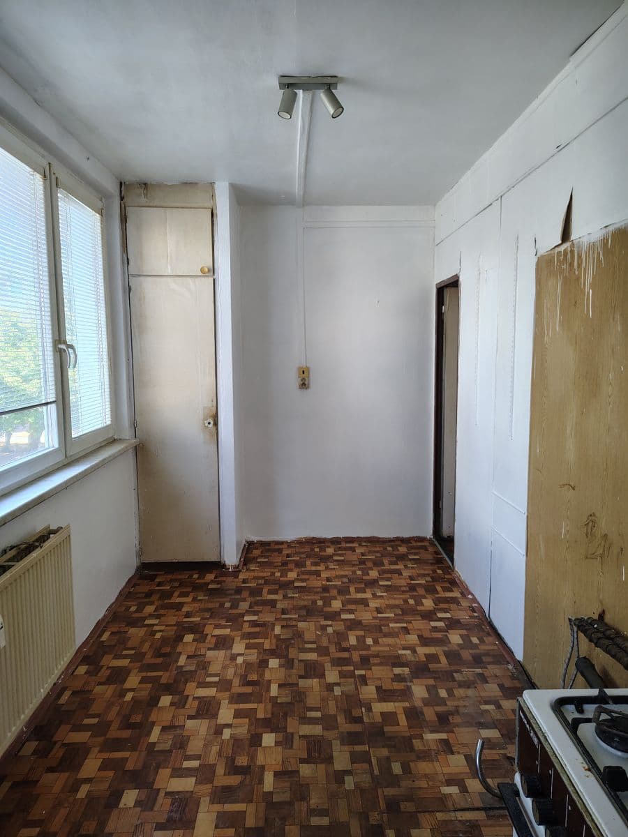 Predaj bytu 3-izbový 68 m², Na Valtické, Břeclav, Jihomoravský kraj Predaj bytu 3-izbový 68 m², Na Valtické, Břeclav, Jihomoravský kraj