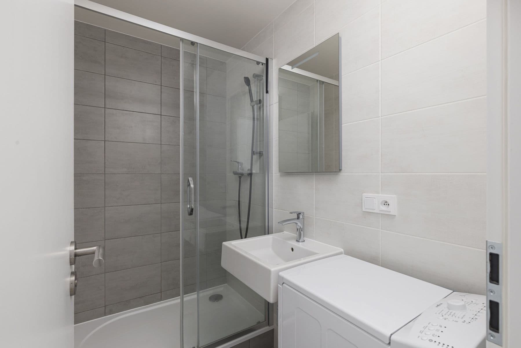 Prenájom bytu 2-izbový 43 m², Krupná, Praha, Praha Prenájom bytu 2-izbový 43 m², Krupná, Praha, Praha