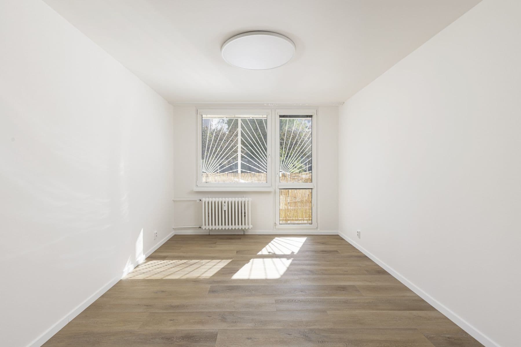 Prenájom bytu 2-izbový 43 m², Krupná, Praha, Praha Prenájom bytu 2-izbový 43 m², Krupná, Praha, Praha