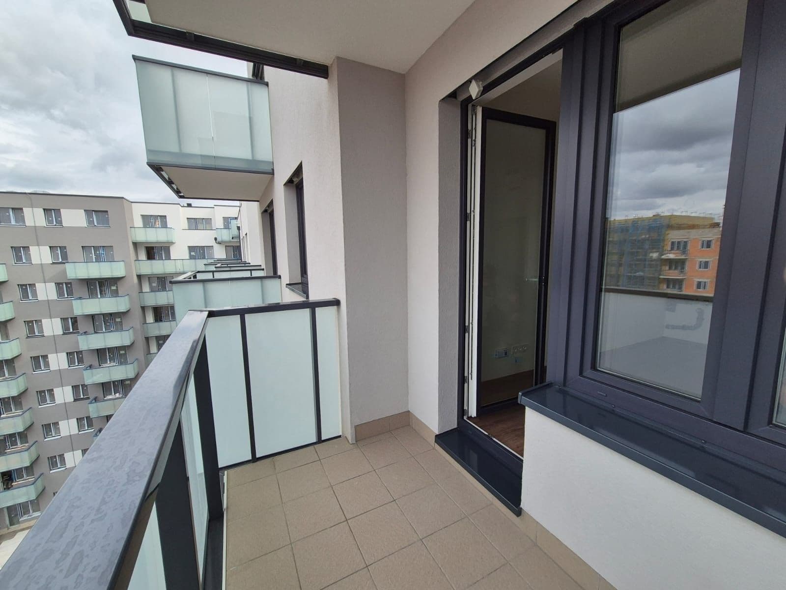 Prenájom bytu 1-izbový 35 m², Arnošta Staňka, Praha, Praha Prenájom bytu 1-izbový 35 m², Arnošta Staňka, Praha, Praha