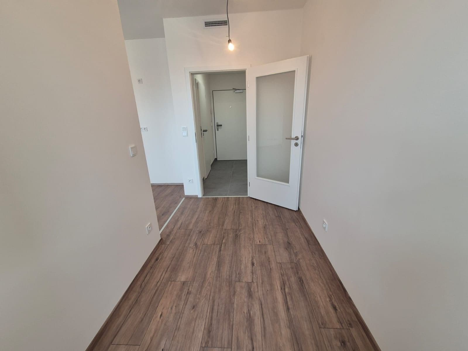 Prenájom bytu 1-izbový 35 m², Arnošta Staňka, Praha, Praha Prenájom bytu 1-izbový 35 m², Arnošta Staňka, Praha, Praha
