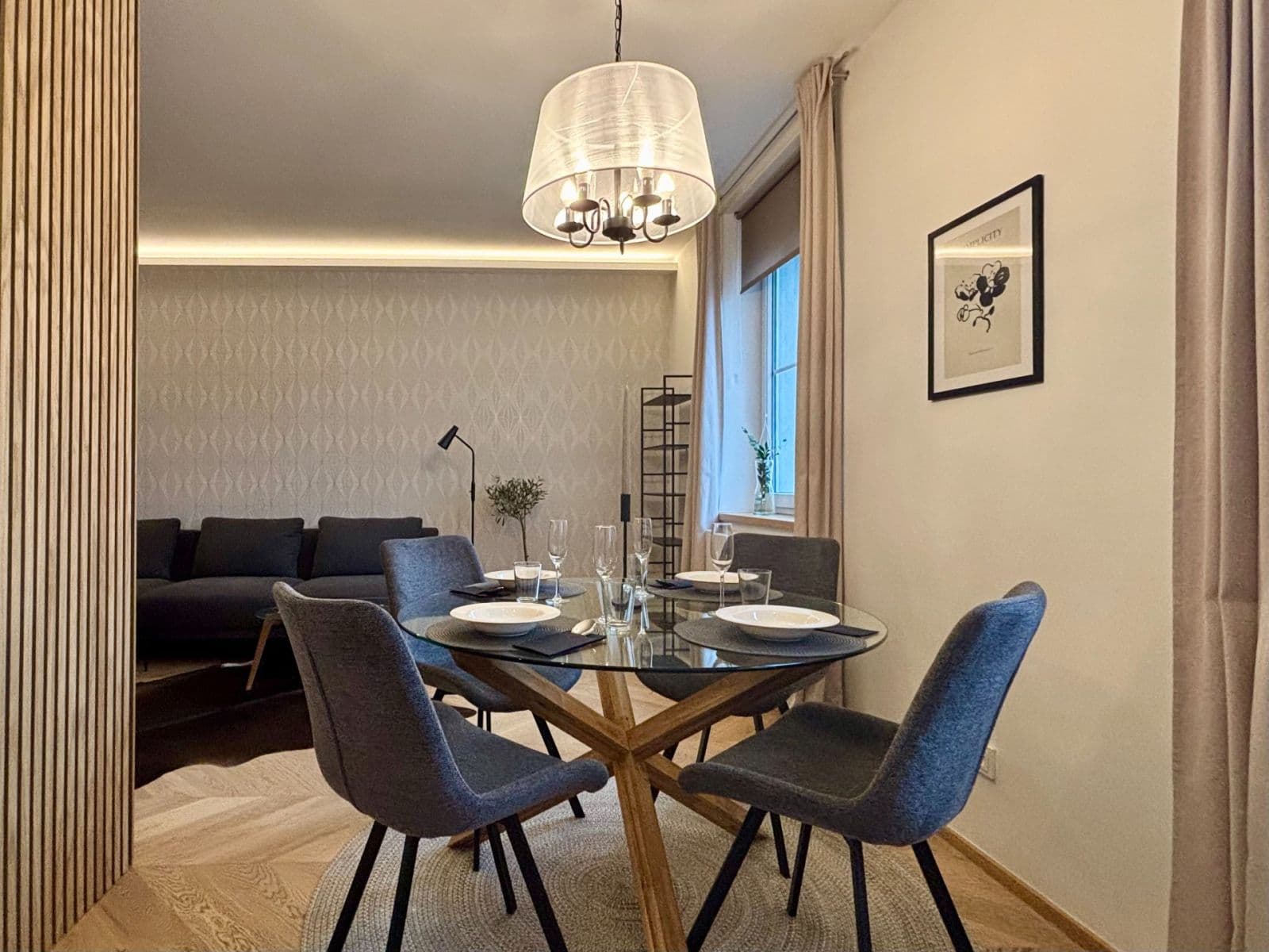 Prenájom bytu 4-izbový 89 m², Na Zlatnici, Praha, Praha Prenájom bytu 4-izbový 89 m², Na Zlatnici, Praha, Praha