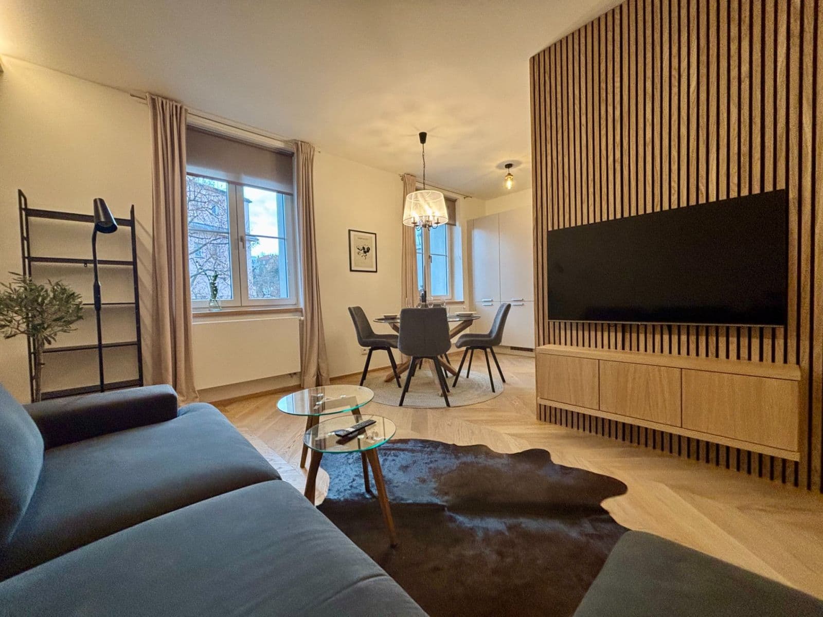 Prenájom bytu 4-izbový 89 m², Na Zlatnici, Praha, Praha Prenájom bytu 4-izbový 89 m², Na Zlatnici, Praha, Praha