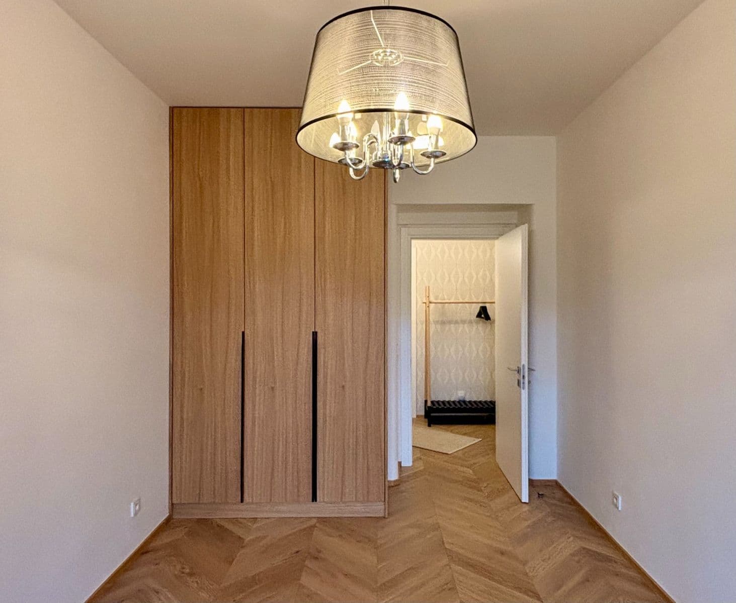 Prenájom bytu 4-izbový 89 m², Na Zlatnici, Praha, Praha Prenájom bytu 4-izbový 89 m², Na Zlatnici, Praha, Praha