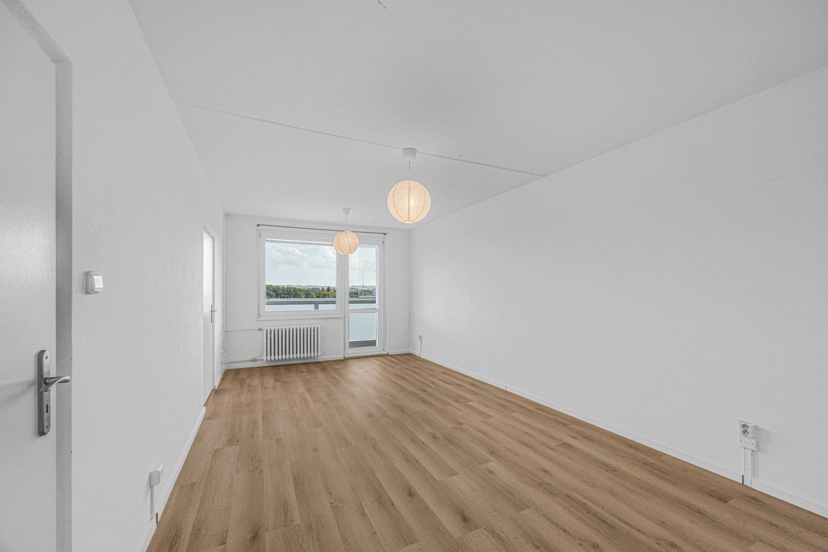Prenájom bytu 1-izbový 44 m², Komenského náměstí, Říčany, Středočeský kraj Prenájom bytu 1-izbový 44 m², Komenského náměstí, Říčany, Středočeský kraj