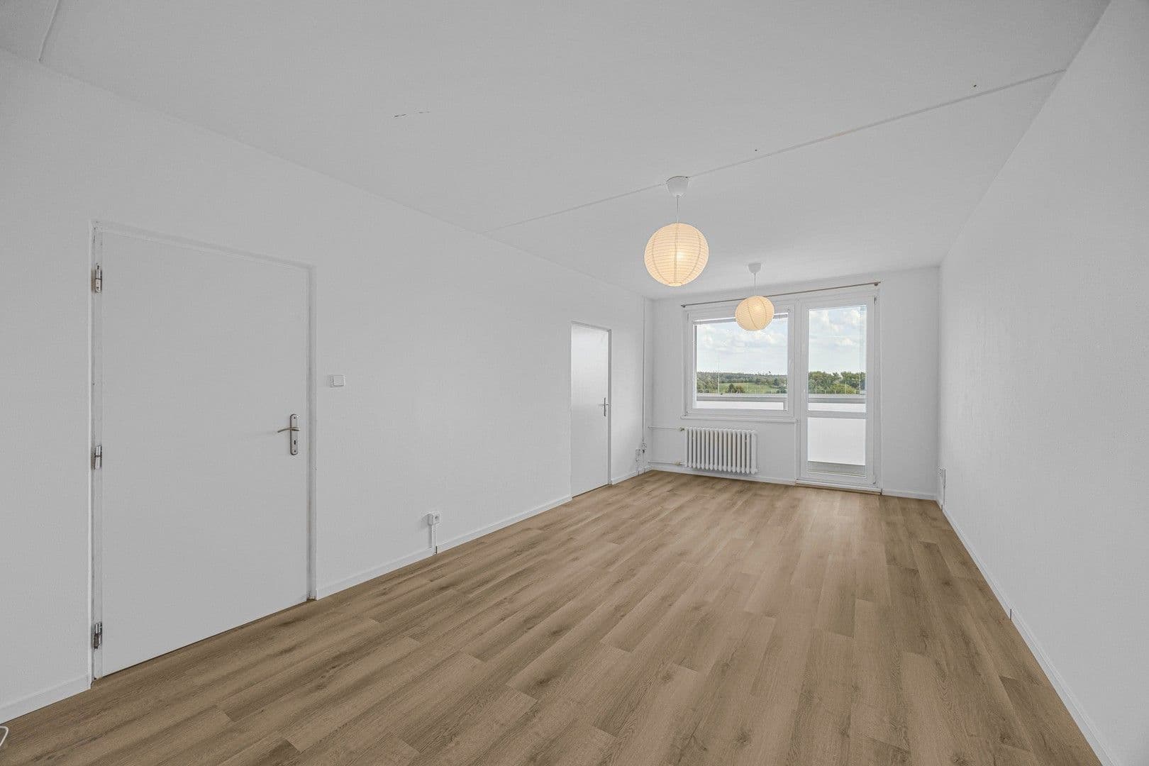 Prenájom bytu 1-izbový 44 m², Komenského náměstí, Říčany, Středočeský kraj Prenájom bytu 1-izbový 44 m², Komenského náměstí, Říčany, Středočeský kraj