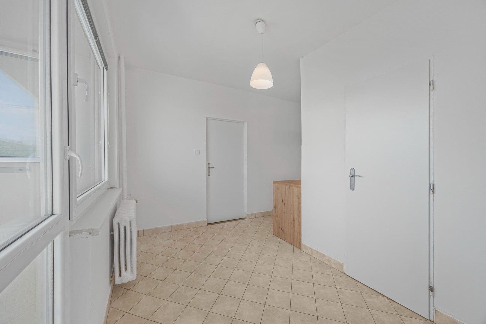 Prenájom bytu 1-izbový 44 m², Komenského náměstí, Říčany, Středočeský kraj Prenájom bytu 1-izbový 44 m², Komenského náměstí, Říčany, Středočeský kraj