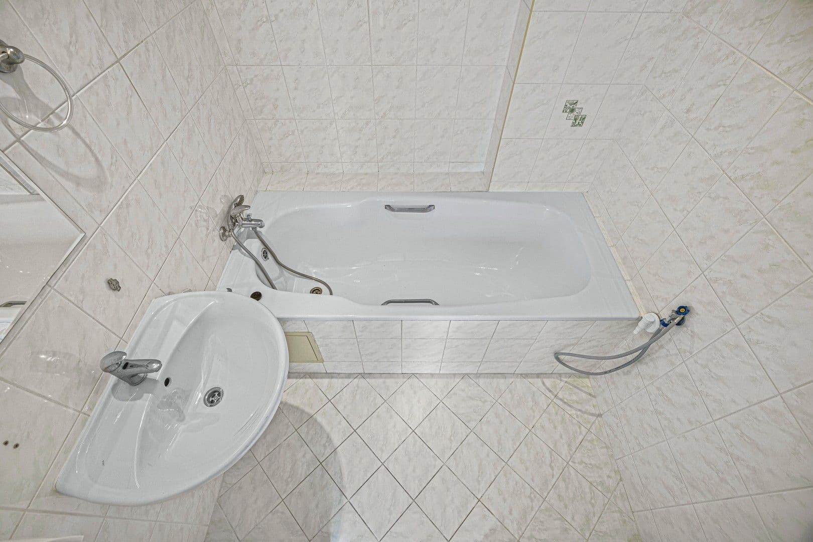 Prenájom bytu 1-izbový 44 m², Komenského náměstí, Říčany, Středočeský kraj Prenájom bytu 1-izbový 44 m², Komenského náměstí, Říčany, Středočeský kraj