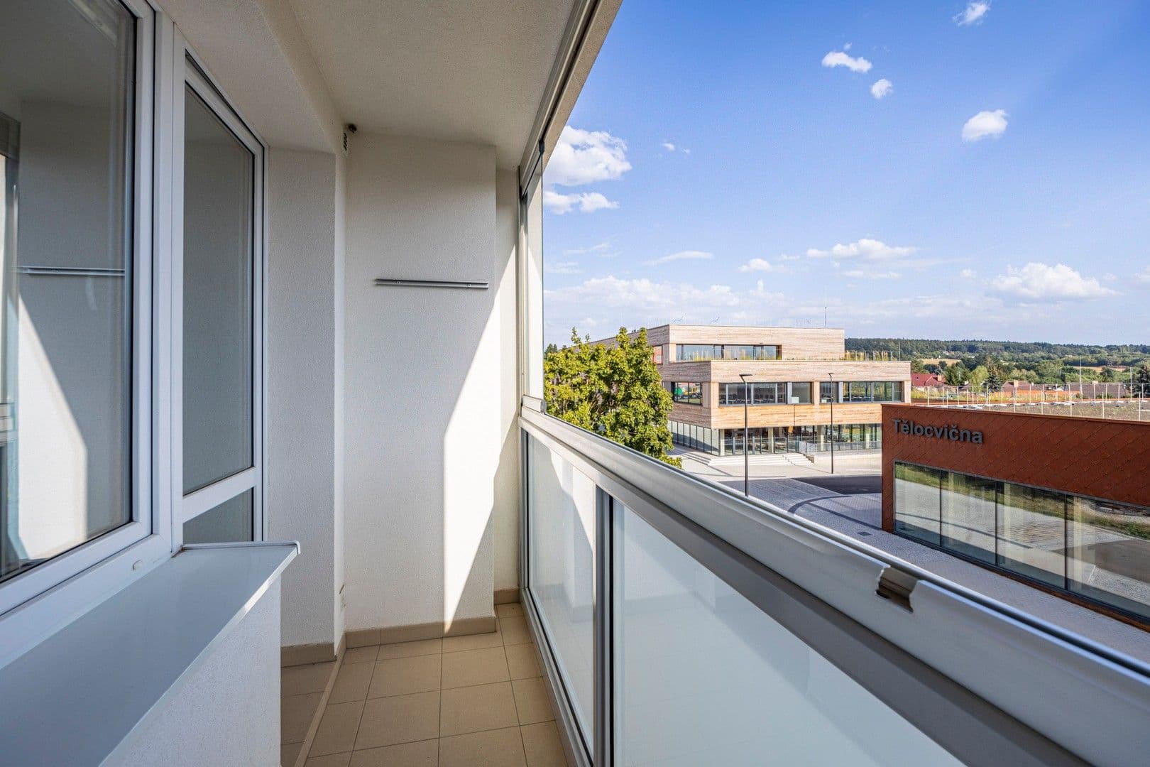 Prenájom bytu 1-izbový 44 m², Komenského náměstí, Říčany, Středočeský kraj Prenájom bytu 1-izbový 44 m², Komenského náměstí, Říčany, Středočeský kraj