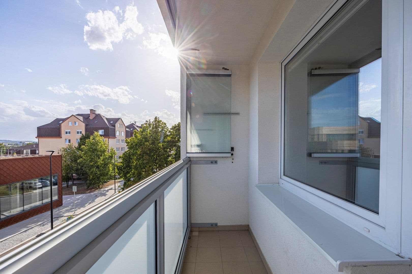 Prenájom bytu 1-izbový 44 m², Komenského náměstí, Říčany, Středočeský kraj Prenájom bytu 1-izbový 44 m², Komenského náměstí, Říčany, Středočeský kraj