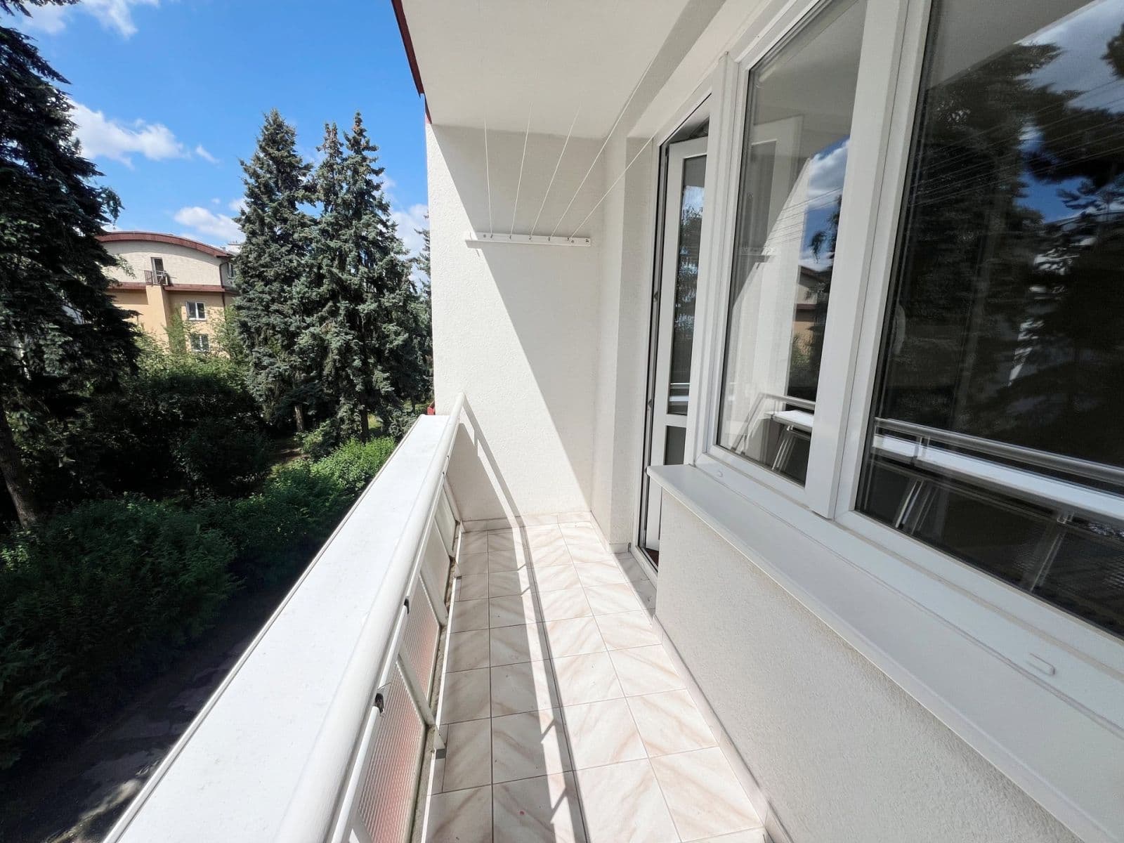 Prenájom bytu 3-izbový 72 m², Na Šutce, Praha, Praha Prenájom bytu 3-izbový 72 m², Na Šutce, Praha, Praha