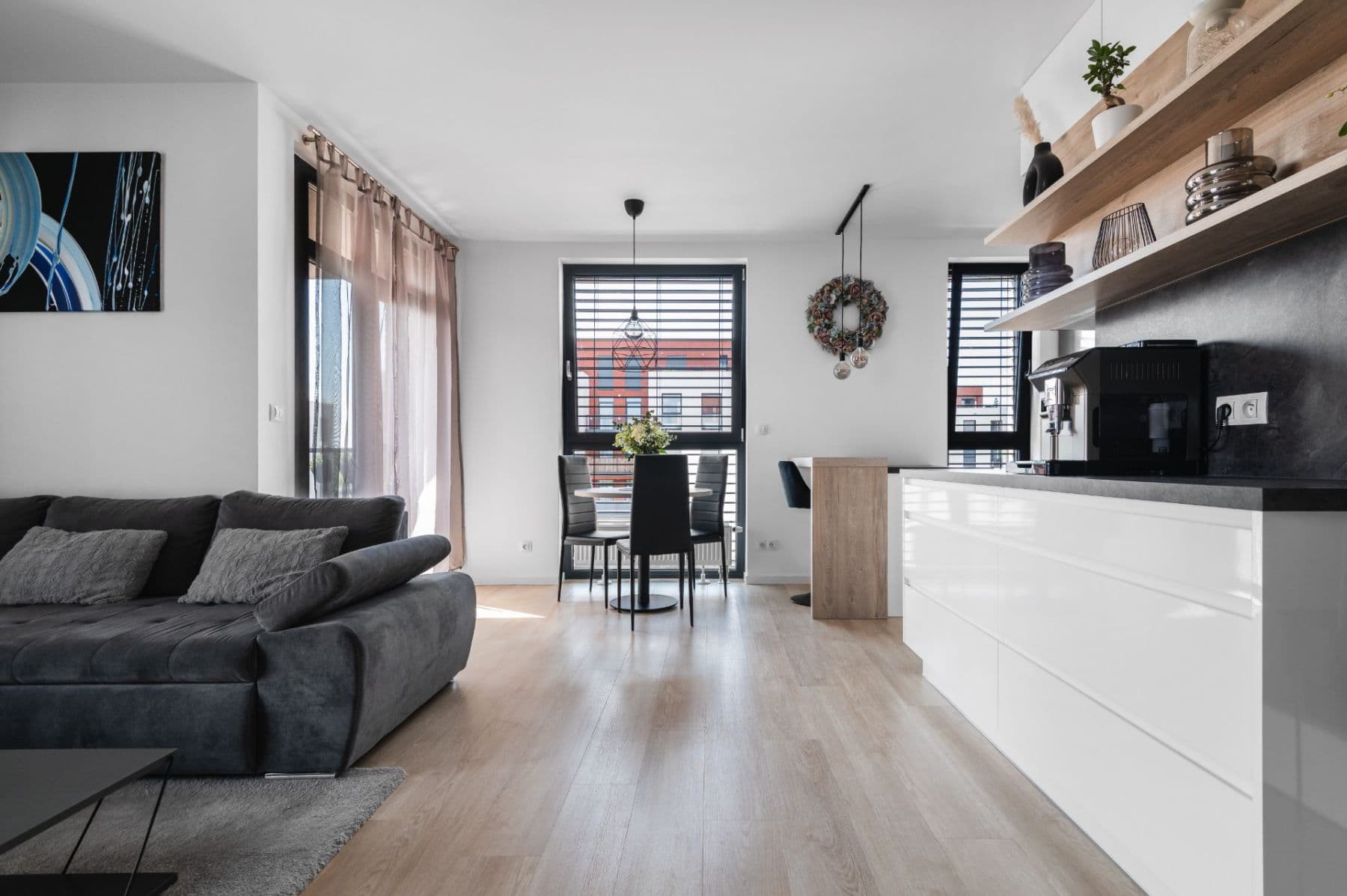 Predaj bytu 2-izbový 65 m², Zásmucká, Kolín, Středočeský kraj Predaj bytu 2-izbový 65 m², Zásmucká, Kolín, Středočeský kraj