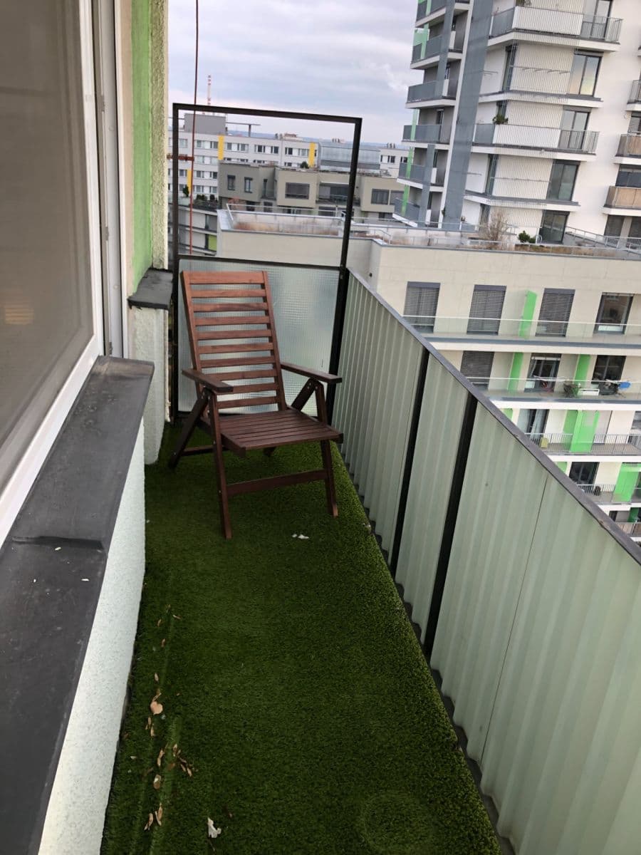 Prenájom bytu 3-izbový 73 m², Počernická, Praha, Praha Prenájom bytu 3-izbový 73 m², Počernická, Praha, Praha